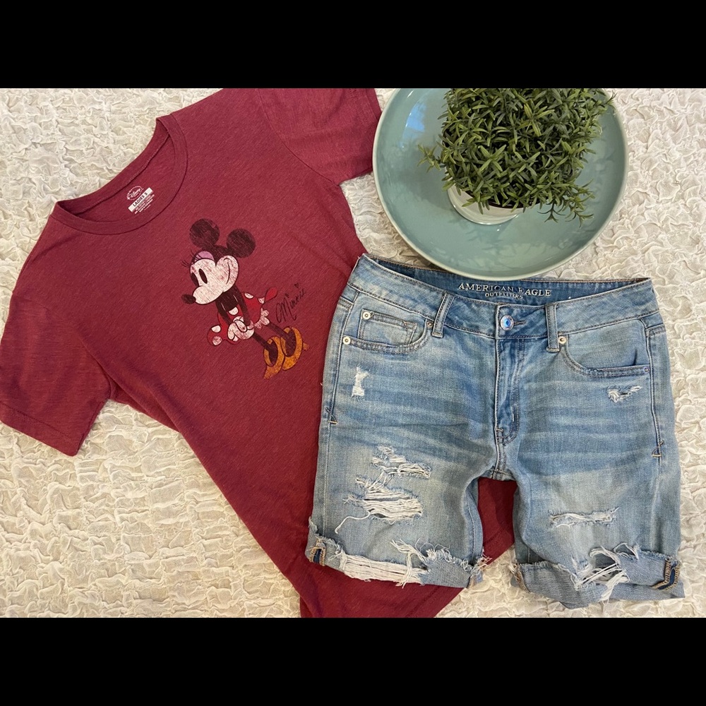 Minnie Mouse Tee T Shirt Short Sleeve Disney Top - Picture 8 of 8